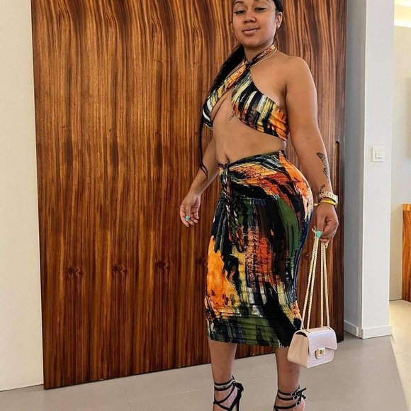 Date Night - Skirt Set - Picture 2 of 4